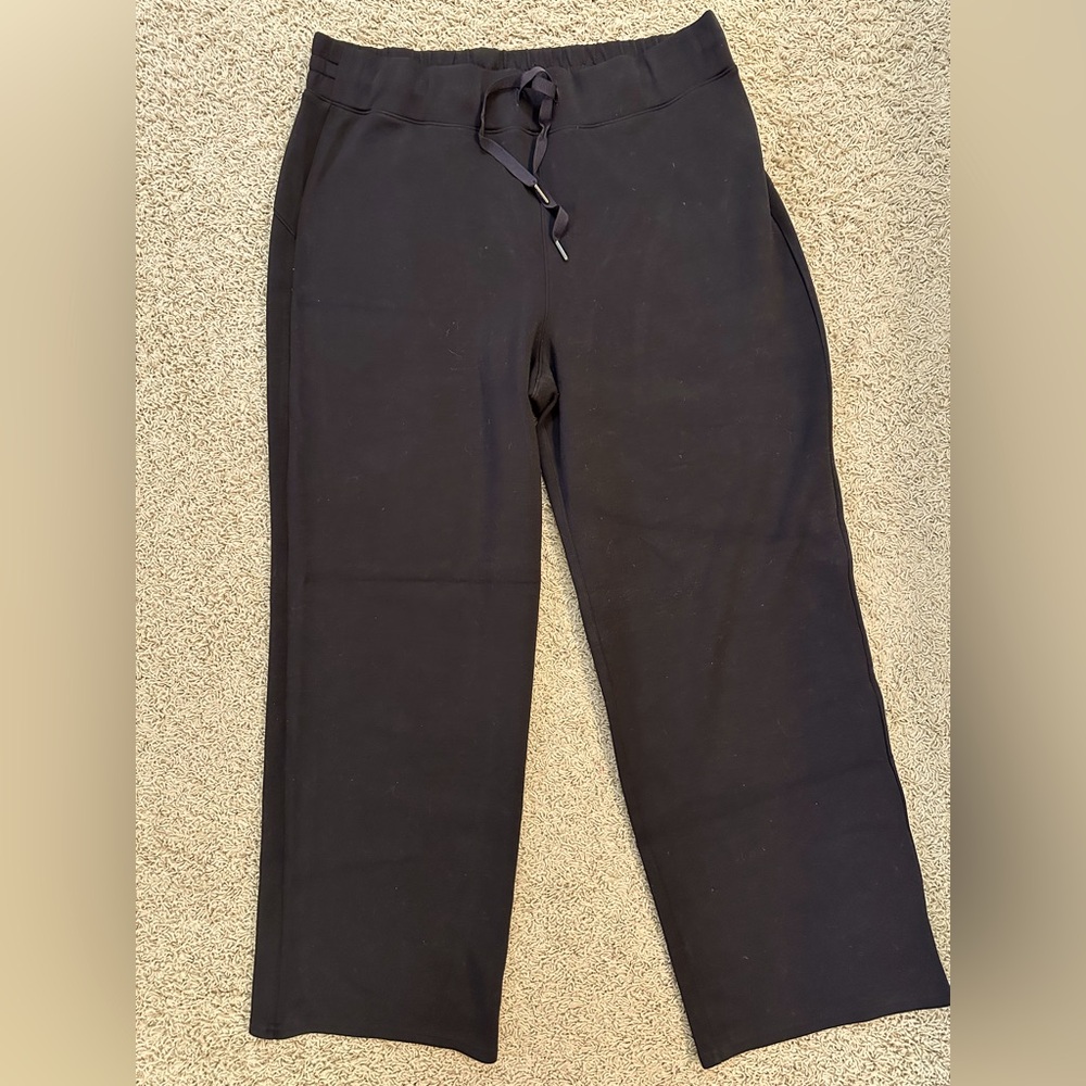 SPANX AirEssentials Straight Leg Pants